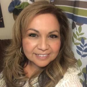 Meet your Posher, Connie